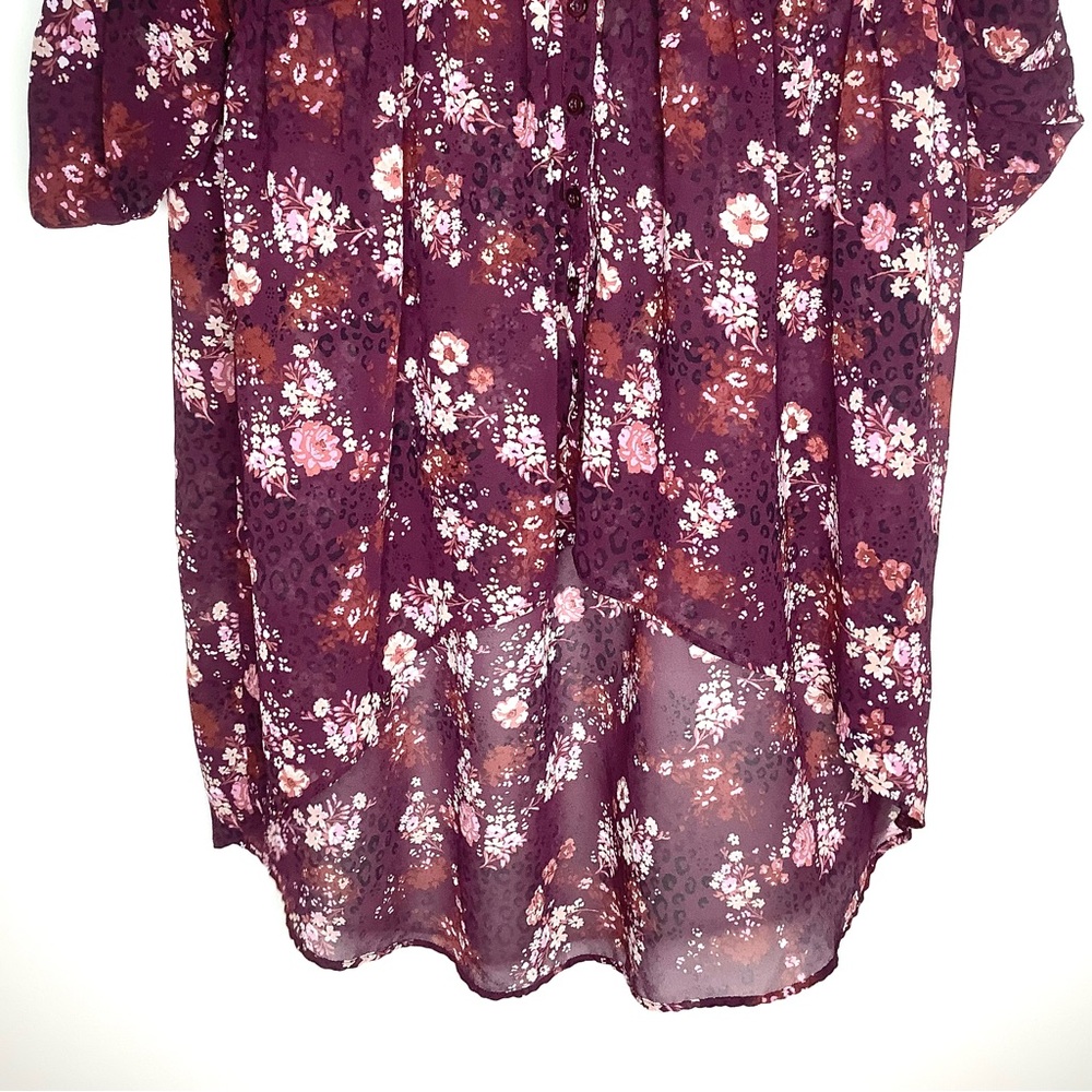 < Torrid High Low Sheer Floral Blouse > - Picture 5 of 9